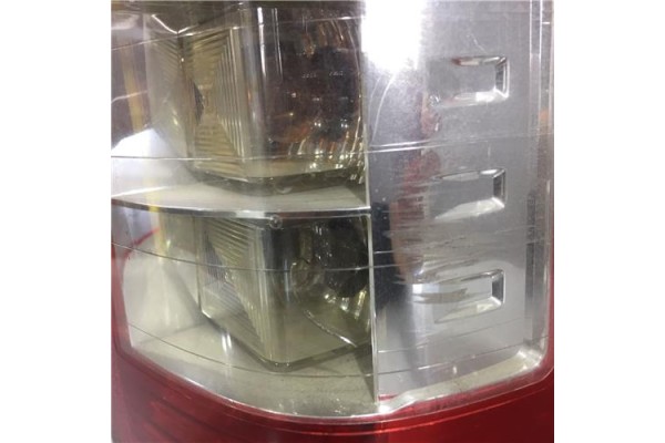 Recambio de piloto trasero derecho para peugeot partner furgón (5) 1.9 d referencia OEM IAM 9657976880 9657976780 