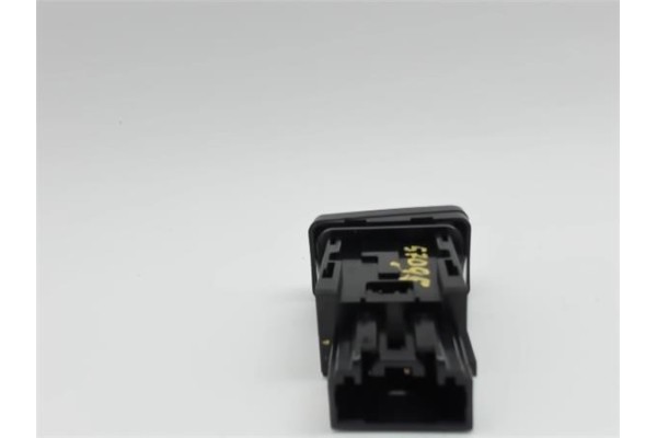Recambio de interruptor luces emergencia para mazda 3 sedán (bk) 1.6 referencia OEM IAM 8P4K664 03750330 