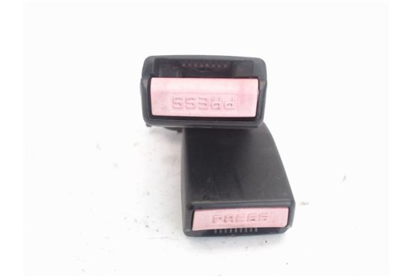 Recambio de anclaje cinturon trasero derecho para peugeot 307 break (3e) 2.0 referencia OEM IAM 8973ZP  