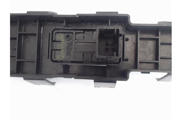 Recambio de mando elevalunas trasero derecho para citroen c4 berlina 1.4 16v referencia OEM IAM 96514653714  