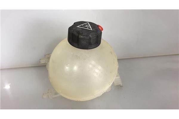 Recambio de botella expansion para peugeot 3008 1.6 active referencia OEM IAM 9684527680 9654310780 