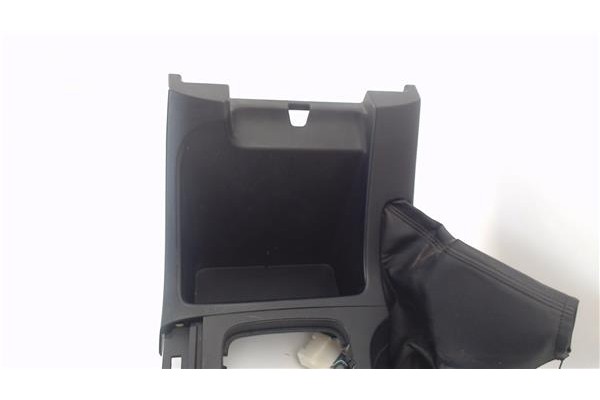 Recambio de embellecedor consola central para toyota land cruiser (j12) 3.0 d-4d (kdj120) referencia OEM IAM 5880460230  