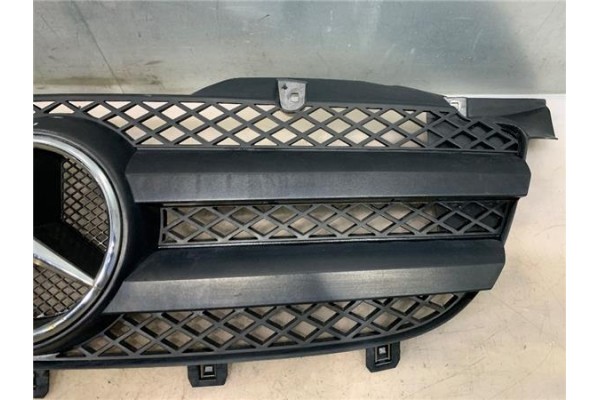 Recambio de rejilla paragolpes delantero para mercedes-benz sprinter 3,5-t furgón (906) 311 cdi referencia OEM IAM A906880038590