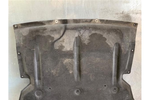 Recambio de cubrecarter para bmw serie 1 berlina 5p (f20) 2.0 116d referencia OEM IAM 51757241772 51757448695 