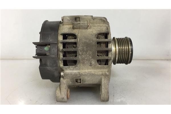 Recambio de alternador para dacia logan 1 mcv familiar 1.5 dci (ks0w) referencia OEM IAM 8200537415 2543378A 