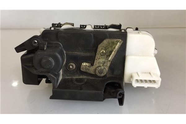 Recambio de cierre electromagnetico trasero derecho para citroen xsara berlina 1.6 i referencia OEM IAM 913884  