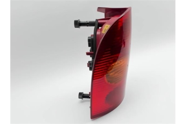 Recambio de piloto trasero izquierdo para renault megane i fase 2 grandtour (ka...) 1.6 16v century referencia OEM IAM 039690999