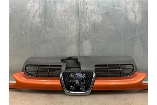 Recambio de rejilla capo para peugeot 206 1.4 i referencia OEM IAM 7804H4 7804H5 