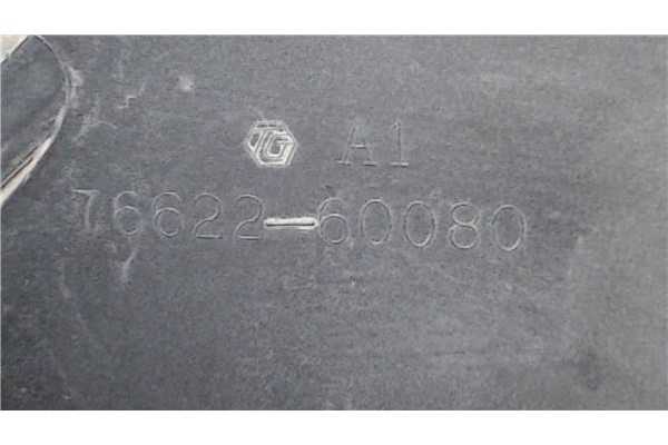 Recambio de spoiler talonera lat. izquierda para toyota land cruiser (j12) 3.0 d-4d (kdj120) referencia OEM IAM 7662260080  