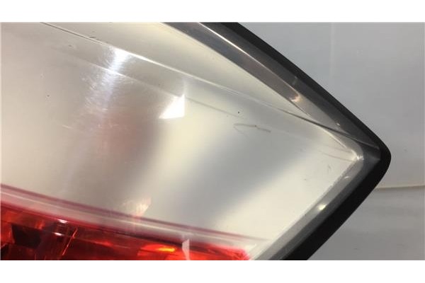 Recambio de piloto trasero derecho para opel astra h berlina 1.7 cdti referencia OEM IAM 24451837 00865302 
