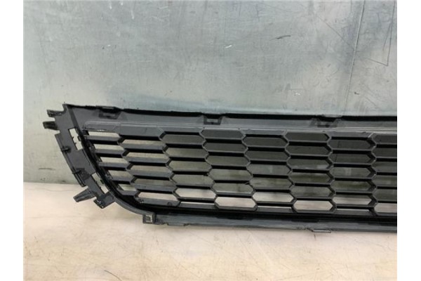 Recambio de rejilla paragolpes delantero para volkswagen polo v (6r1) 1.2 sport referencia OEM IAM 6R0853677A9B9 6R0853651G9B9 