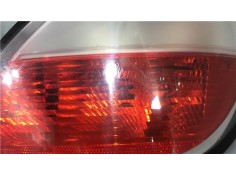 Recambio de piloto trasero derecho para opel astra h berlina 1.7 cdti referencia OEM IAM 24451837 00865302 