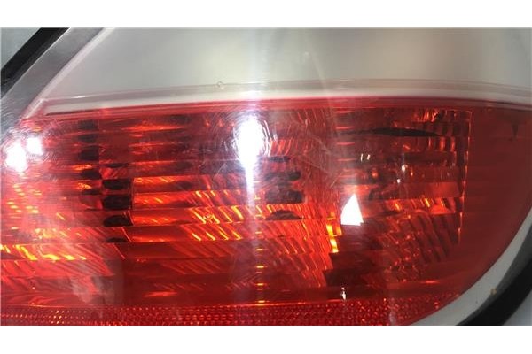 Recambio de piloto trasero derecho para opel astra h berlina 1.7 cdti referencia OEM IAM 24451837 00865302 