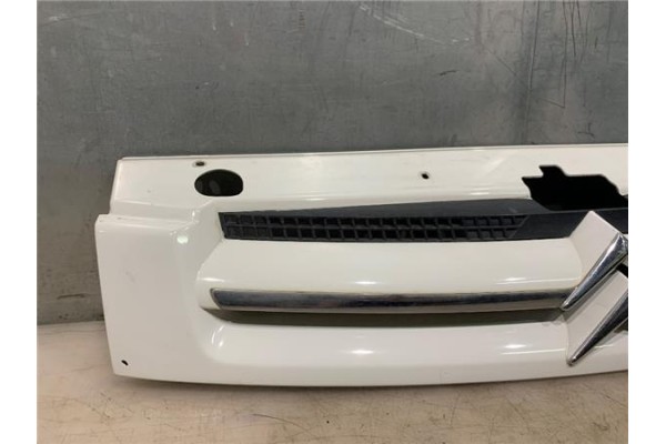 Recambio de rejilla paragolpes delantero para citroen berlingo 2.0 hdi vivace referencia OEM IAM 98519596XT  