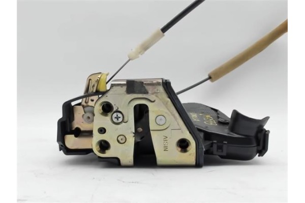 Recambio de cierre electromagnetico delantero izquierdo para toyota corolla (e12) 2.0 d-4d referencia OEM IAM 6904002151  