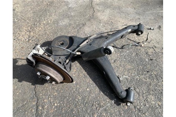 Recambio de mangueta trasero derecha para mercedes-benz vito furgón (639) 2.1 111cdi referencia OEM IAM   