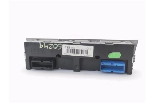 Recambio de mandos climatizador para opel vectra c berlina 2.2 club referencia OEM IAM 13138196 89560002 