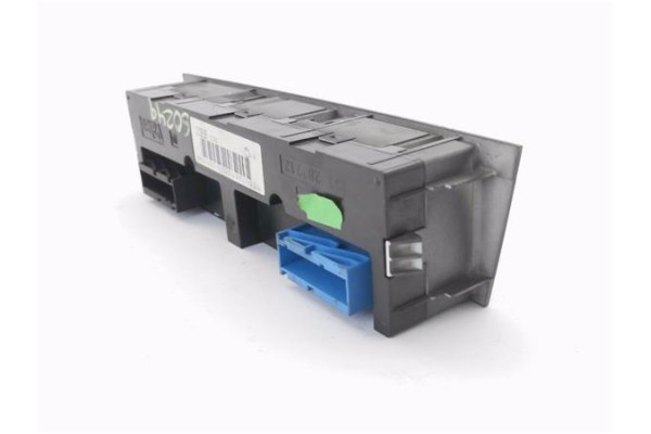 Recambio de mandos climatizador para opel vectra c berlina 2.2 club referencia OEM IAM 13138196 89560002 