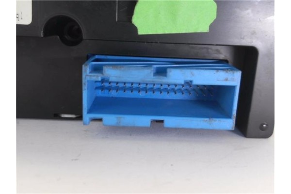 Recambio de mandos climatizador para opel vectra c berlina 2.2 club referencia OEM IAM 13138196 89560002 