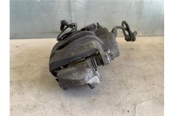 Recambio de pinza freno delantero izquierda para mercedes-benz vito furgón (639) 2.1 111cdi referencia OEM IAM A6394200483 A6394