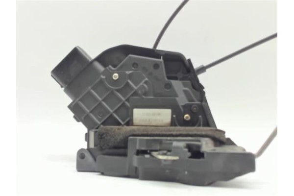 Recambio de cierre electromagnetico delantero izquierdo para mazda 3 berlina (bk) 1.6 referencia OEM IAM 3N6AA21813K  