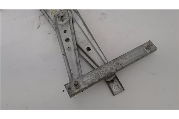 Recambio de mecanismo elevalunas delantero izquierdo para nissan micra (k11) 1.3 i 16v referencia OEM IAM 807015F610  