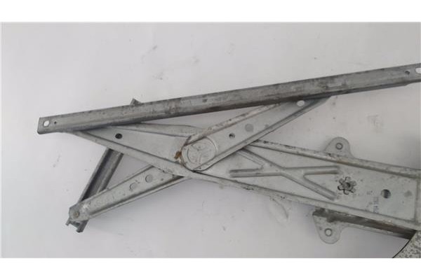 Recambio de mecanismo elevalunas delantero izquierdo para nissan micra (k11) 1.3 i 16v referencia OEM IAM 807015F610  