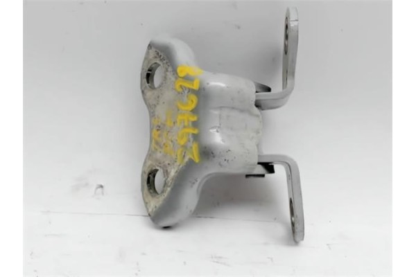 Recambio de bisagra inf. puerta trasero derecha para toyota c-hr (x10) 2.0 hibrido referencia OEM IAM 687700H010  