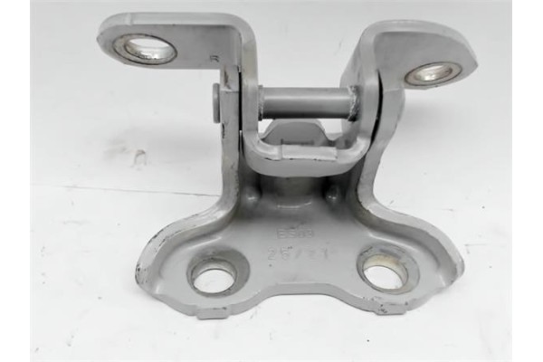 Recambio de bisagra inf. puerta trasero derecha para toyota c-hr (x10) 2.0 hibrido referencia OEM IAM 687700H010  