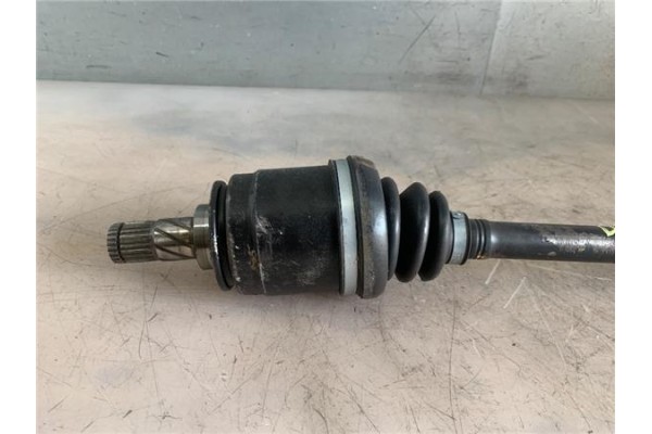 Recambio de palier delantero derecho para nissan micra (k11) 1.3 i 16v referencia OEM IAM 391005F810  