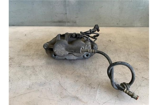 Recambio de pinza freno delantero izquierda para mercedes-benz vito furgón (639) 2.1 111cdi referencia OEM IAM A6394200483 A6394