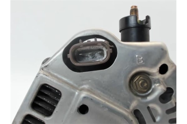 Recambio de alternador para honda hr-v (gh) 1.6 16v referencia OEM IAM CIV78 1022111780 