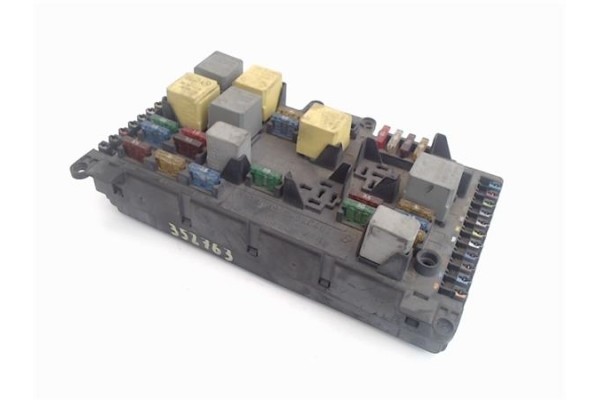 Recambio de caja fusibles/rele para mercedes-benz vito furgón (639) 2.1 111cdi referencia OEM IAM   