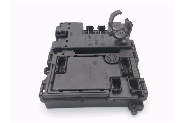 Recambio de bsi para peugeot 206 1.6 i referencia OEM IAM 9626460880  