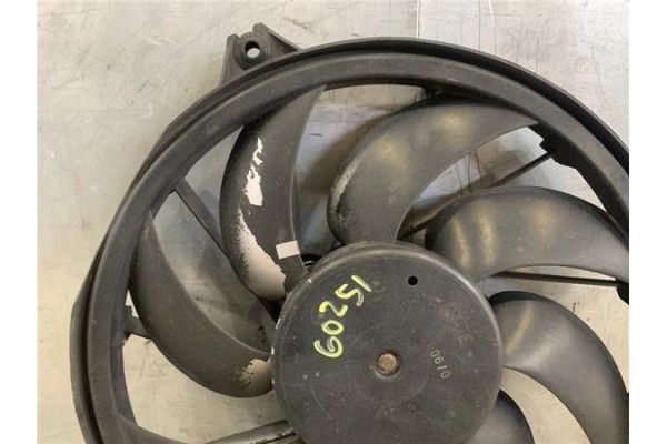 Recambio de electroventilador para peugeot 206 1.6 i referencia OEM IAM 125391 125487 