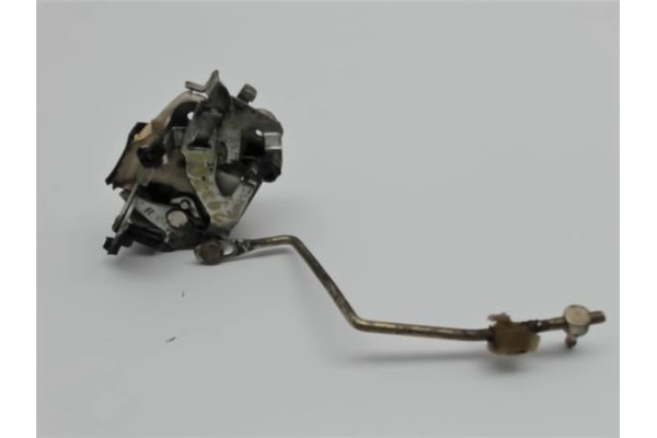 Recambio de cerradura puerta delantero derecha para suzuki alto (sh410/ef) 1.0 basis referencia OEM IAM 82201M72F10  