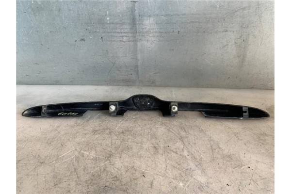 Recambio de moldura porton trasero para peugeot 206 1.6 i referencia OEM IAM 9629038877  