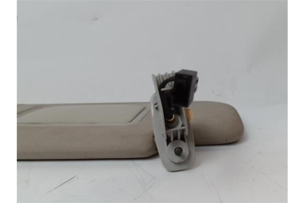 Recambio de parasol izquierdo para audi a3 (8l) 1.9 tdi ambiente referencia OEM IAM 3B0857551  