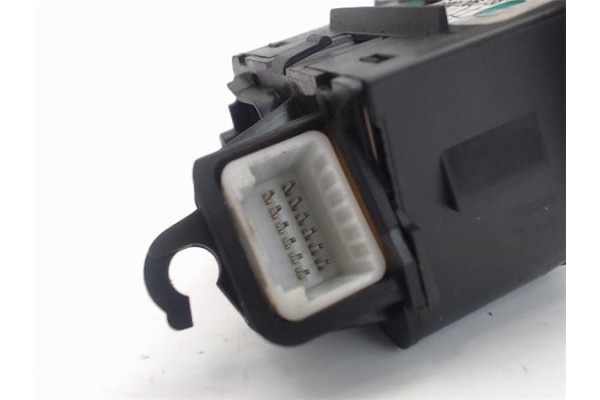 Recambio de mando de luces para renault scenic ii (jm) referencia OEM IAM 8200206738 61890007 