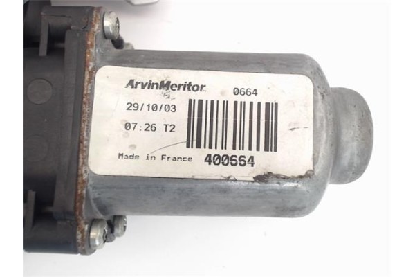 Recambio de mecanismo elevalunas delantero derecho para nissan kubistar (x76) 1.5 dci 70 referencia OEM IAM 400664  
