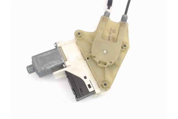 Recambio de mecanismo elevalunas trasero izquierdo para renault laguna iii berlina 2.0 dci (bt01, bt0e, bt0k) referencia OEM IAM