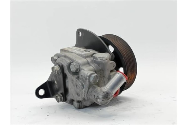 Recambio de bomba servodireccion para land rover range rover sport 2.7 v6 td s referencia OEM IAM QVB500660  