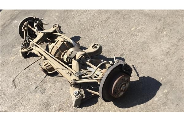 Recambio de puente trasero para ssangyong rodius 2700 referencia OEM IAM 1513501501 1513500008 