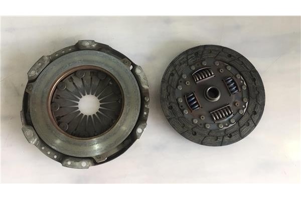 Recambio de kit embrague completo para honda civic vi 1.6 referencia OEM IAM 22200PLL005  