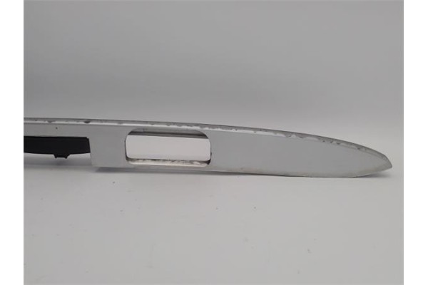 Recambio de moldura porton trasero para peugeot 307 break / sw (s1) 2.0 hdi 90 referencia OEM IAM 9638615777  