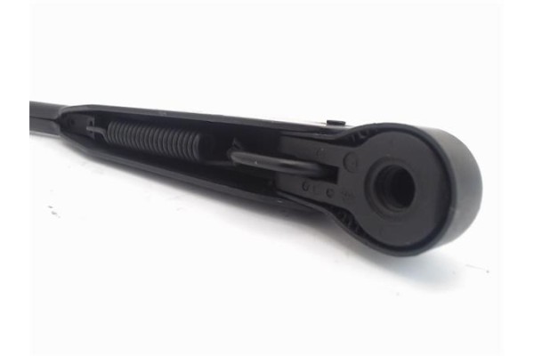 Recambio de brazo limpiaparabrisas trasero para nissan kubistar (x76) 1.5 dci 70 referencia OEM IAM 7700308804  