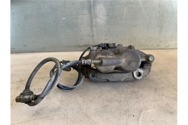 Recambio de pinza freno delantero derecha para mercedes-benz vito furgón (639) 2.1 111cdi referencia OEM IAM A6394200583 A639420