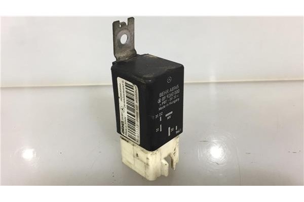 Recambio de caja reles para mercedes-benz vito / mixto furgón (w639) 111 cdi referencia OEM IAM 6398300054 D5397 