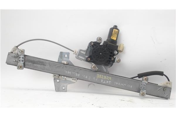 Recambio de elevalunas electrico delantero derecho para hyundai getz (tb) referencia OEM IAM   