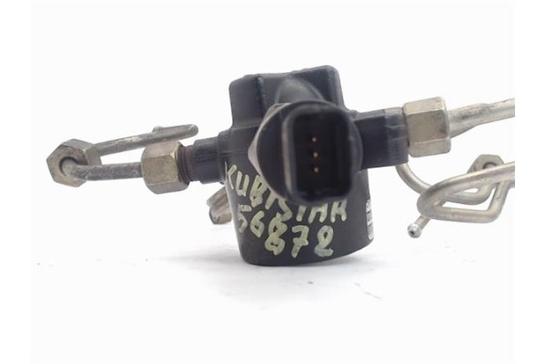 Recambio de bomba combustible para nissan kubistar (x76) 1.5 dci 70 referencia OEM IAM 820057232  